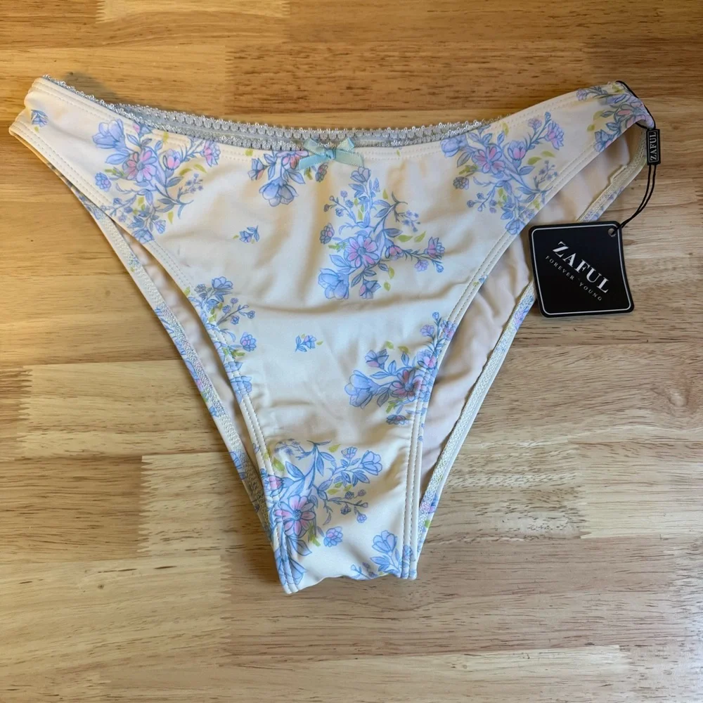 Zaful Floral Lace‎ Trim Cute Bow Bikini Bottoms